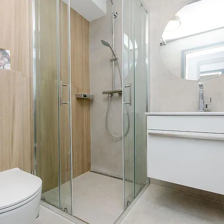 Apartment Firuli *
